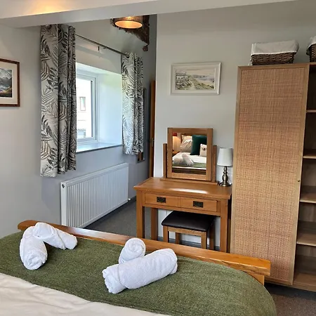 Charming Cosy Near The District *